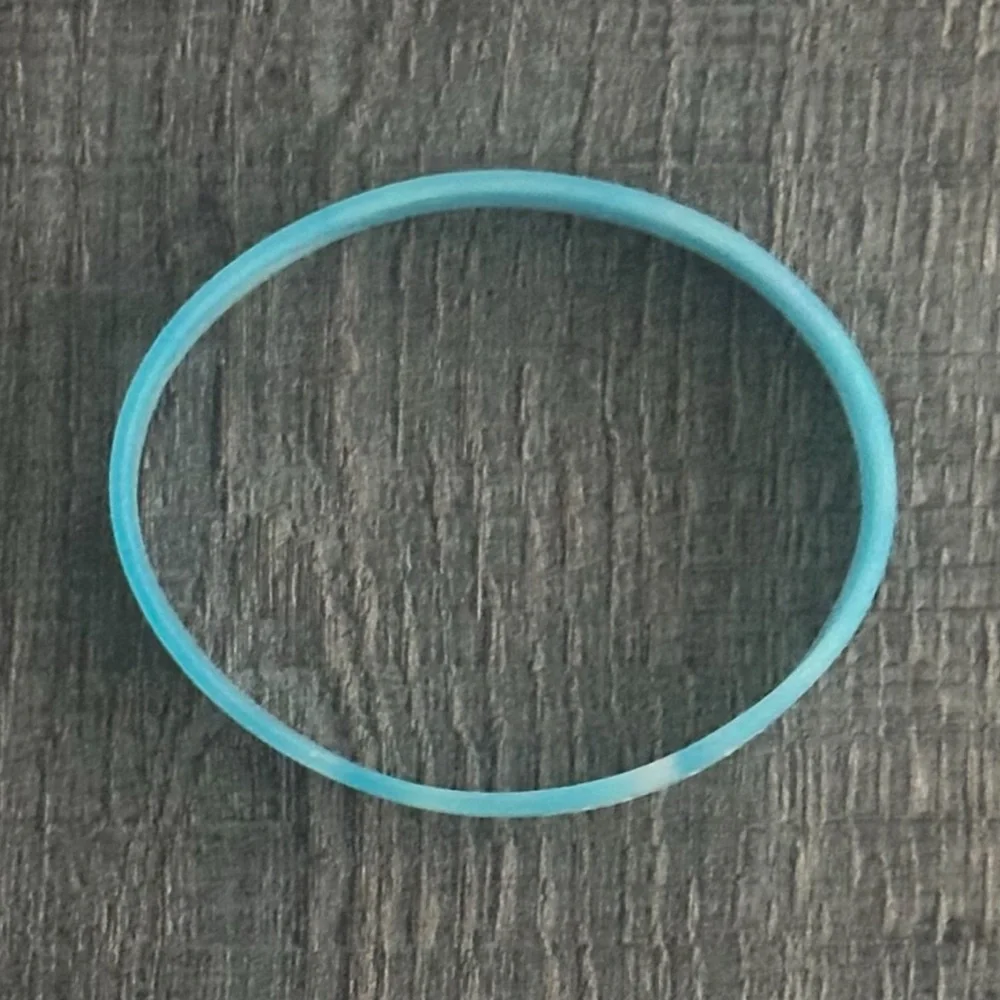 💞 Blue & Turquoise Blue Peace Sign Rubber Kids Bracelet